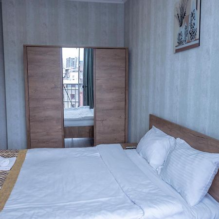 Ameri Apartments Tbilissi Chambre photo